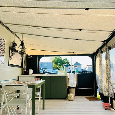 Przyczepa Kempingowa Pomello Κάμπινγκ Jastarnia