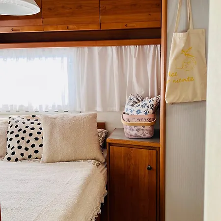 Przyczepa Kempingowa Pomello Κάμπινγκ