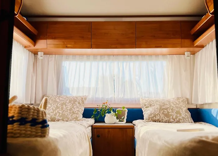 Przyczepa Kempingowa Pomello * ياستارنيا