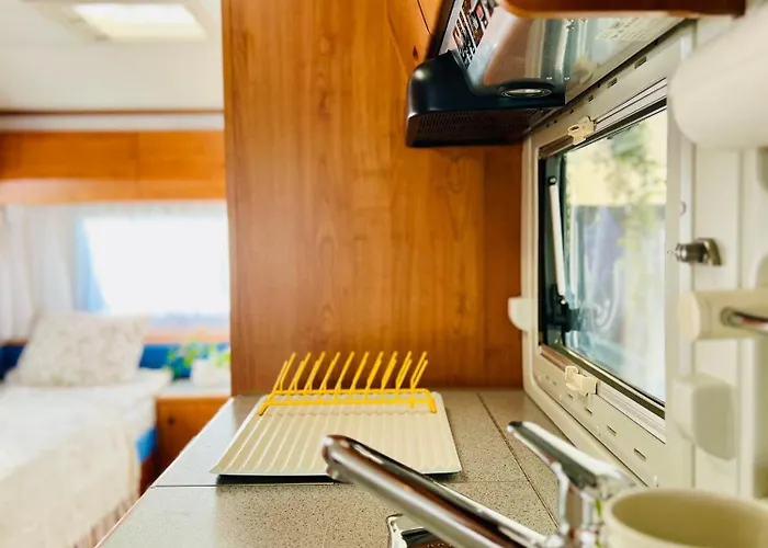 Przyczepa Kempingowa Pomello ياستارنيا