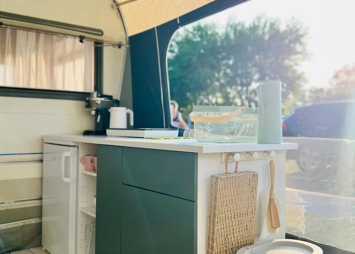 Przyczepa Kempingowa Pomello *