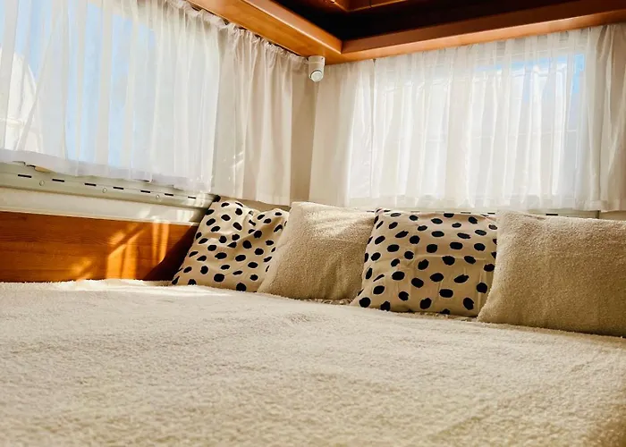 Przyczepa Kempingowa Pomello * ياستارنيا