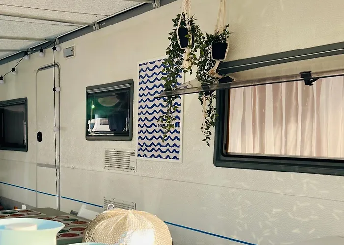 Przyczepa Kempingowa Pomello مكان تخييم *