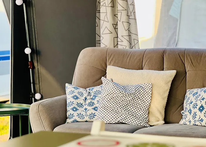 Przyczepa Kempingowa Pomello مكان تخييم